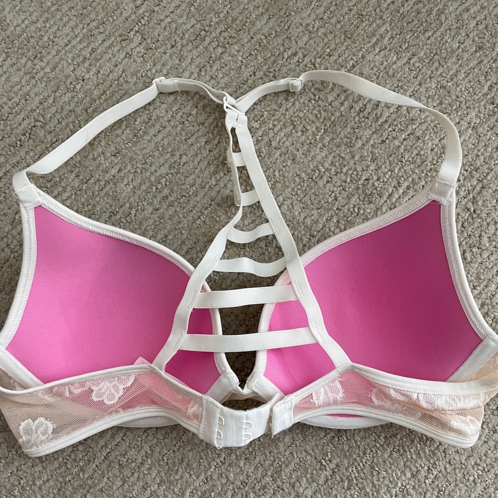 Vs bra - Picture 2 of 4